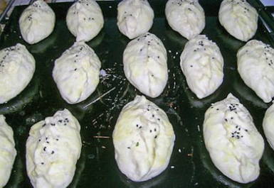 Пирожки с яйцом и зеленым луком - 5 вкусных пошаговых рецептов