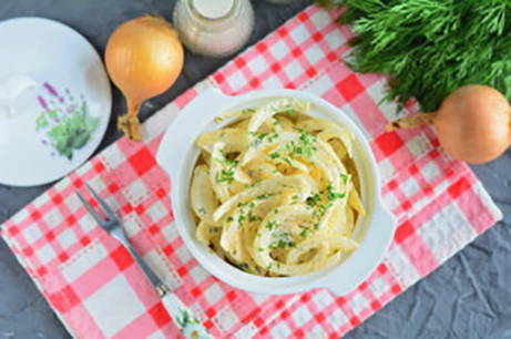 Маринованный лук – 10 быстрых и вкусных рецептов, как замариновать лук для салата, селедки, шашлыка