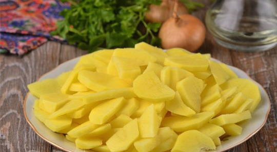 Тушеная капуста с картошкой - 10 рецептов приготовления с пошаговыми фото