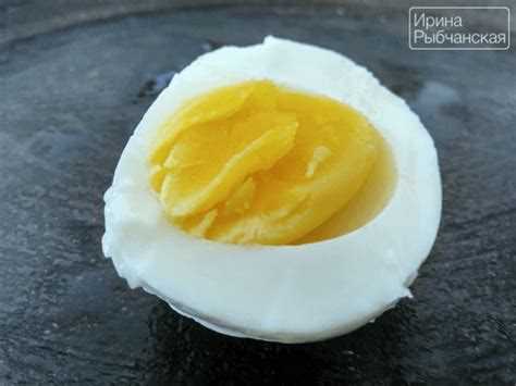 Яйца со свежим желтком