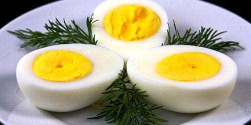 2. Варите яйца в холодной воде